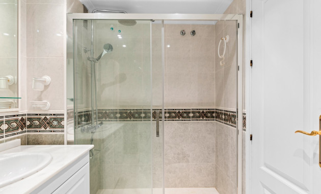 Herverkoop - Apartment - Campoamor