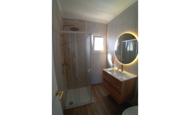 Revente - Maison de ville - La Mata