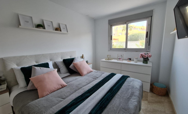 Revente - Apartment - Orihuela Costa - Las Filipinas