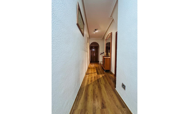 Herverkoop - Penthouse - Torrevieja - Acequion