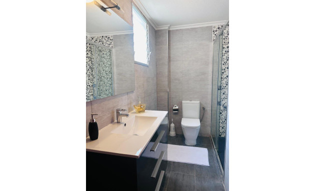 Herverkoop - Penthouse - Torrevieja - Acequion