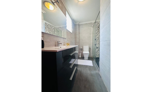 Herverkoop - Penthouse - Torrevieja - Acequion