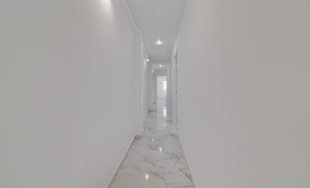 Resale - Apartment - Torrevieja - torrevieja