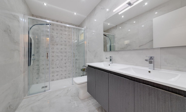 Resale - Apartment - Torrevieja - torrevieja