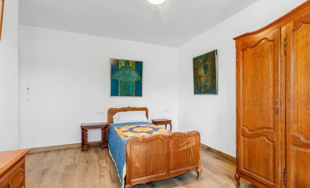 Resale - Villa - Los Montesinos