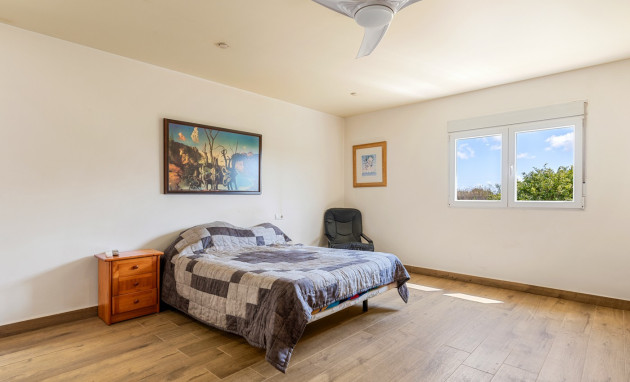 Resale - Villa - Los Montesinos