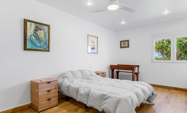 Resale - Villa - Los Montesinos