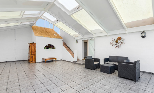 Resale - Villa - Los Montesinos