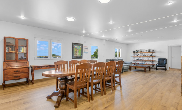 Resale - Villa - Los Montesinos