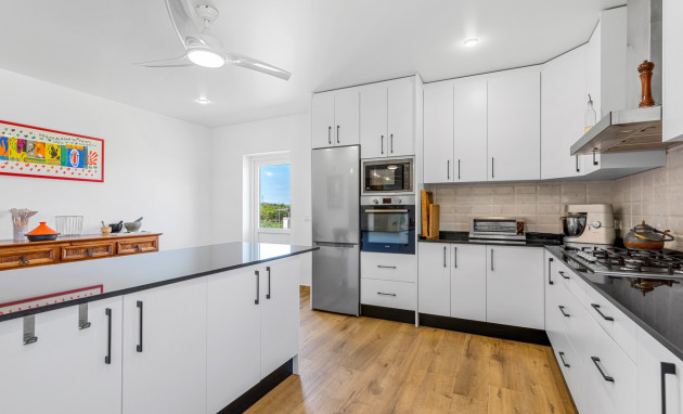 Resale - Villa - Los Montesinos