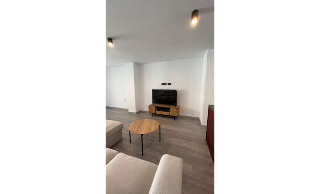 Herverkoop - Apartment - Torrevieja - Estacion de autobuses