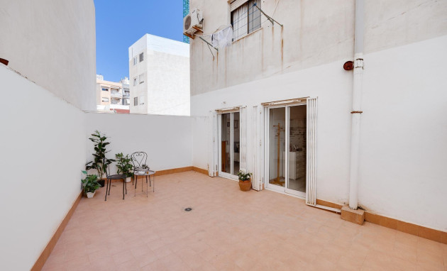 Herverkoop - Apartment - Torrevieja - Estacion de autobuses