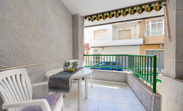 Herverkoop - Apartment - Torrevieja - Estacion de autobuses