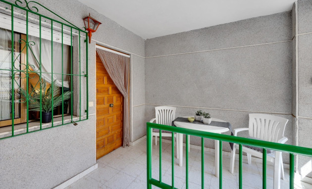 Herverkoop - Apartment - Torrevieja - Estacion de autobuses