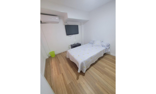 Herverkoop - Apartment - Torrevieja - Playa del cura