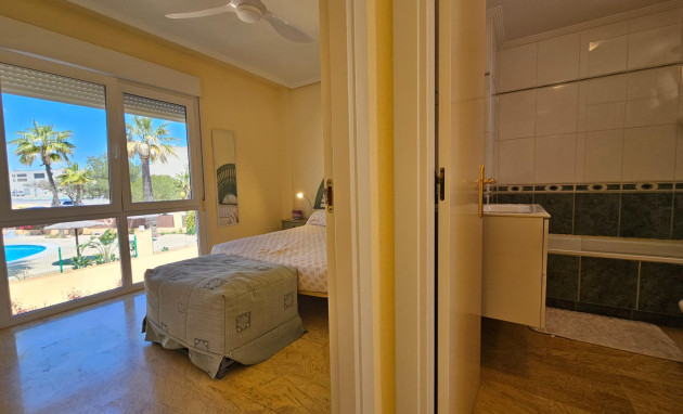 Revente - Villa - Torrevieja - Punta prima