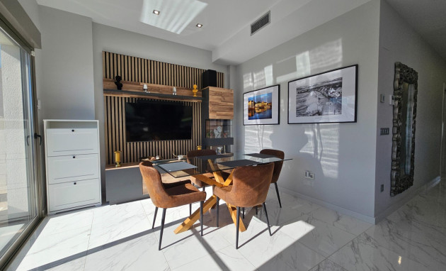 Revente - Villa - Orihuela Costa - Villamartin