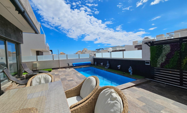 Revente - Villa - Orihuela Costa - Villamartin