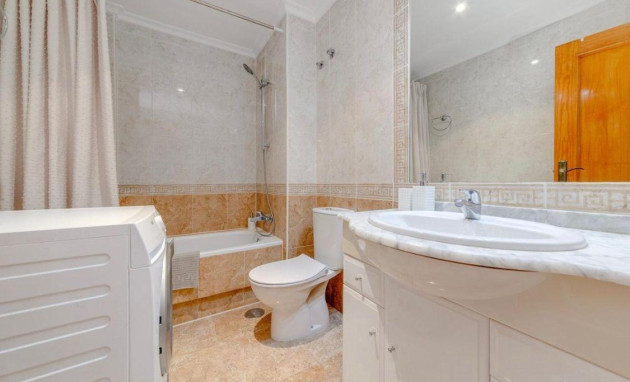 Revente - Attique - Torrevieja - Paseo maritimo