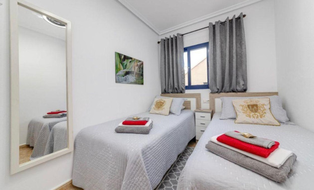 Revente - Attique - Torrevieja - Paseo maritimo