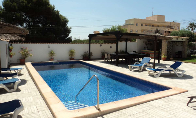 Herverkoop - Villa - Orihuela Costa - Lomas de Cabo Roig
