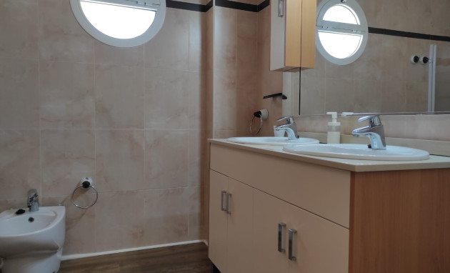 Revente - Apartments - Mil Palmeras