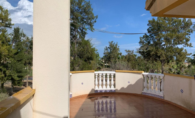 Herverkoop - Detached House / Villa - Guardamar del Segura - EL RASO