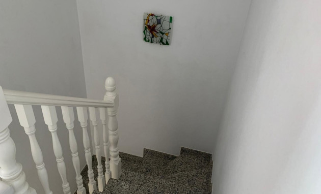 Herverkoop - Detached House / Villa - Guardamar del Segura - EL RASO