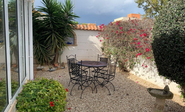 Herverkoop - Detached House / Villa - Guardamar del Segura - EL RASO