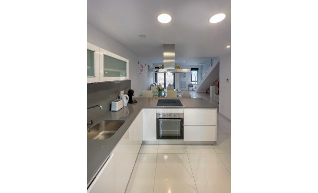 Herverkoop - Herenhuis - Bigastro