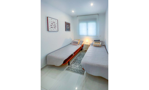 Herverkoop - Herenhuis - Bigastro