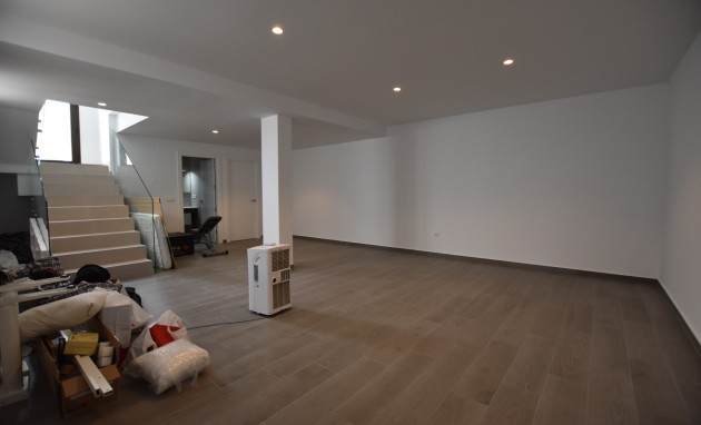 Resale - Villa - Benijofar