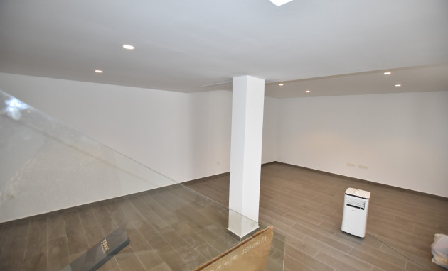 Resale - Villa - Benijofar