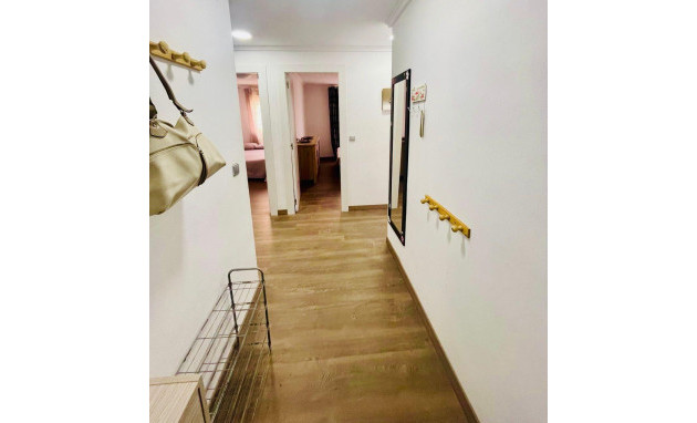 Herverkoop - Apartment - Torrevieja - Playa de los Naufragos