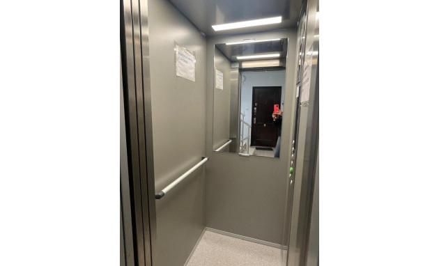 Herverkoop - Apartment - Torrevieja - Playa de los Naufragos