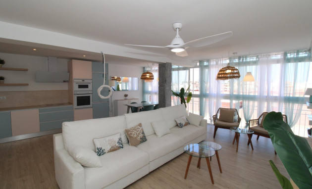 Herverkoop - Penthouse - Lo Pagan - LA PUNTICA