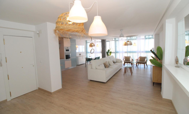 Herverkoop - Penthouse - Lo Pagan - LA PUNTICA