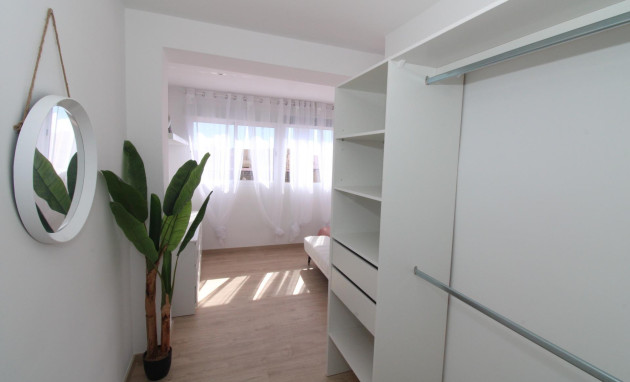 Herverkoop - Penthouse - Lo Pagan - LA PUNTICA