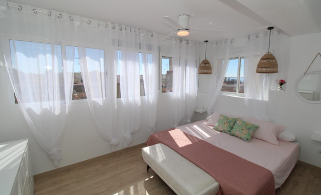 Herverkoop - Penthouse - Lo Pagan - LA PUNTICA