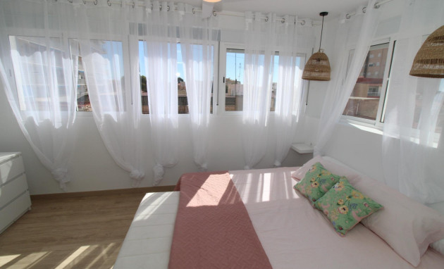 Herverkoop - Penthouse - Lo Pagan - LA PUNTICA