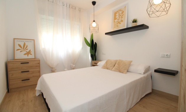 Herverkoop - Penthouse - Lo Pagan - LA PUNTICA