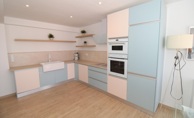 Herverkoop - Penthouse - Lo Pagan - LA PUNTICA