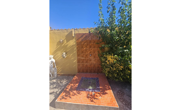 Herverkoop - Villa - Dolores - Comunidad valenciana