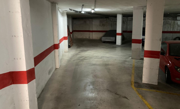 Herverkoop - Garage - Torrevieja - Nueva Torrevieja