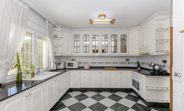 Revente - Villa - Torrevieja - Torreta florida