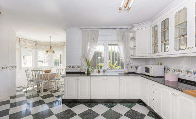 Revente - Villa - Torrevieja - Torreta florida