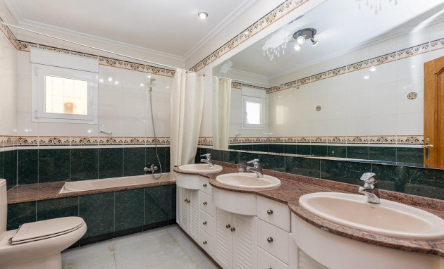 Revente - Villa - Torrevieja - Torreta florida