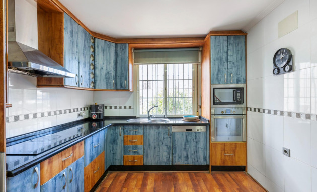 Herverkoop - Semi - Torrevieja - Aguas Nuevas