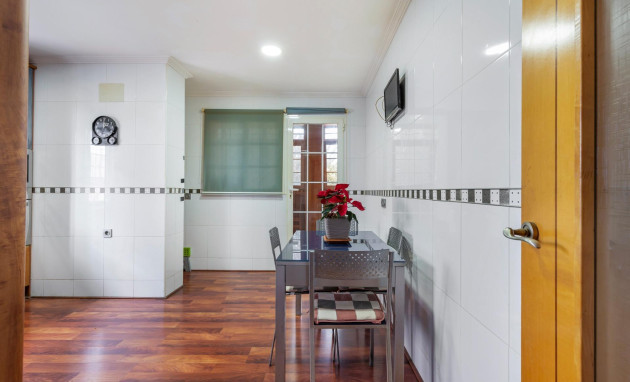 Herverkoop - Semi - Torrevieja - Aguas Nuevas