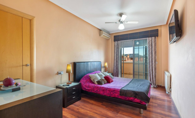 Herverkoop - Semi - Torrevieja - Aguas Nuevas